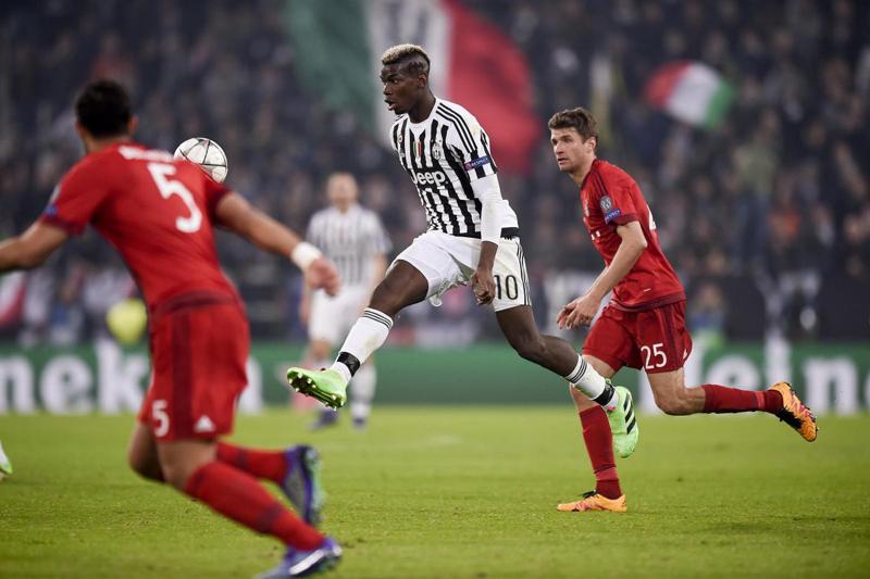 Juventus-Bayern: Vidal, festa notturna al Copacabana con Pogba e… Juventus-Bayern: Vidal, festa notturna al Copacabana con Pogba e…
