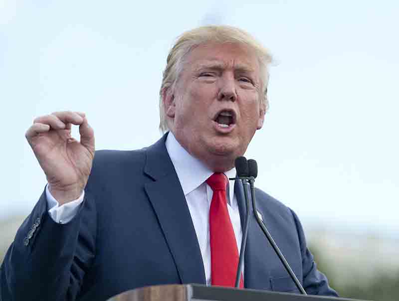 Inter, Donald Trump nel club con Thohir e Simeone mister nerazzurro Inter, Donald Trump nel club con Thohir e Simeone mister nerazzurro