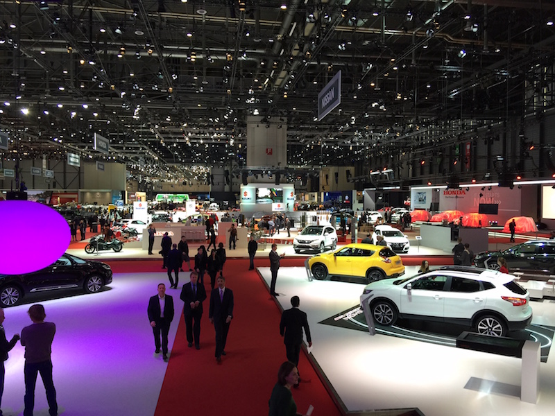 Salone di Ginevra 2016: riflettori accesi sulle 120 novità mondiali Salone di Ginevra 2016: riflettori accesi sulle 120 novità mondiali
