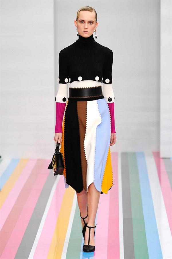 Fashion week: incantano Scervino e D&G. Oggi chiude Re Giorgio