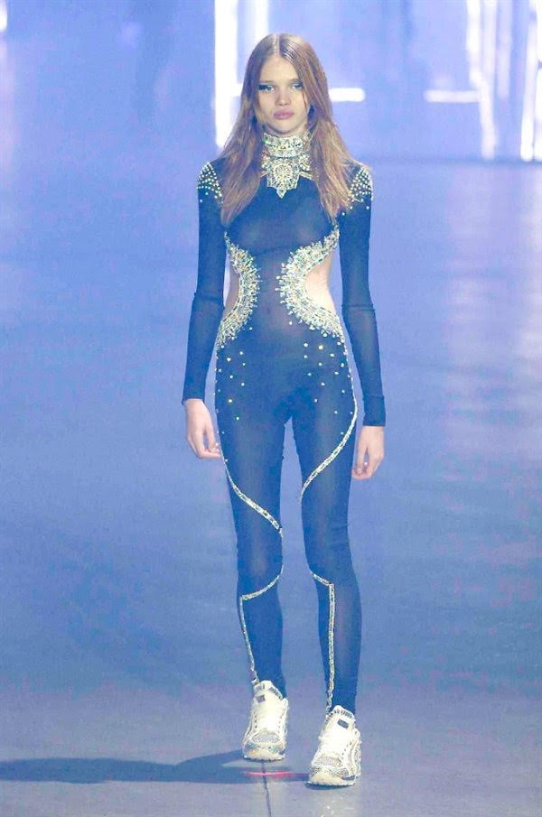 Fashion week: incantano Scervino e D&G. Oggi chiude Re Giorgio