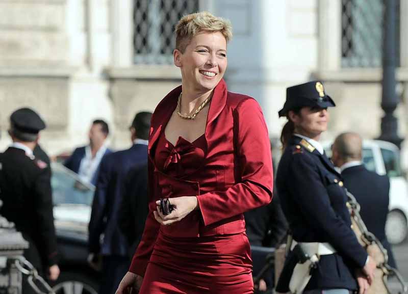 Pivetti insiste: “Mi candido, ora al lavoro”. I “pro Giachetti” già organizzano la festa Pivetti insiste: “Mi candido, ora al lavoro”. I “pro Giachetti” già organizzano la festa