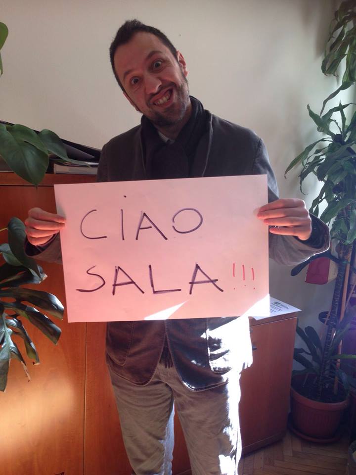 La destra scopre il viral. E risponde a Sala con i selfie… FOTO La destra scopre il viral. E risponde a Sala con i selfie… FOTO