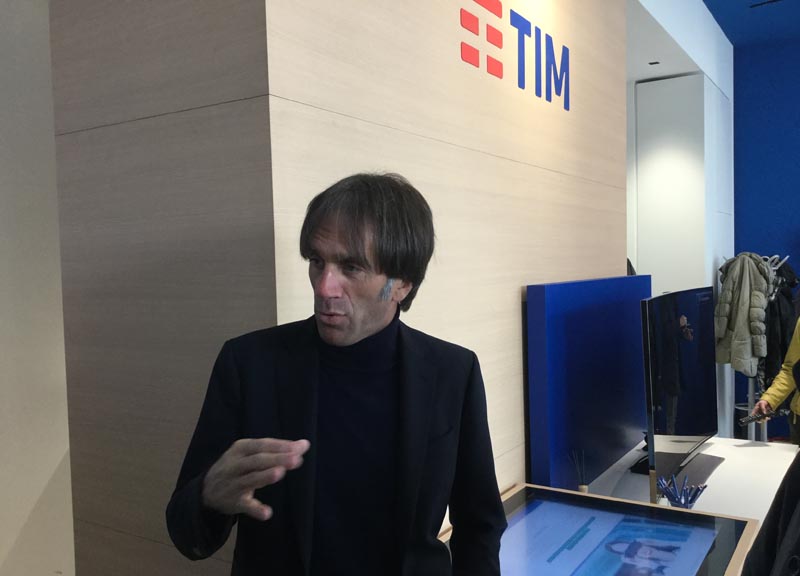 L’impresa semplice di TIM è quella di Davide Oldani L’impresa semplice di TIM è quella di Davide Oldani