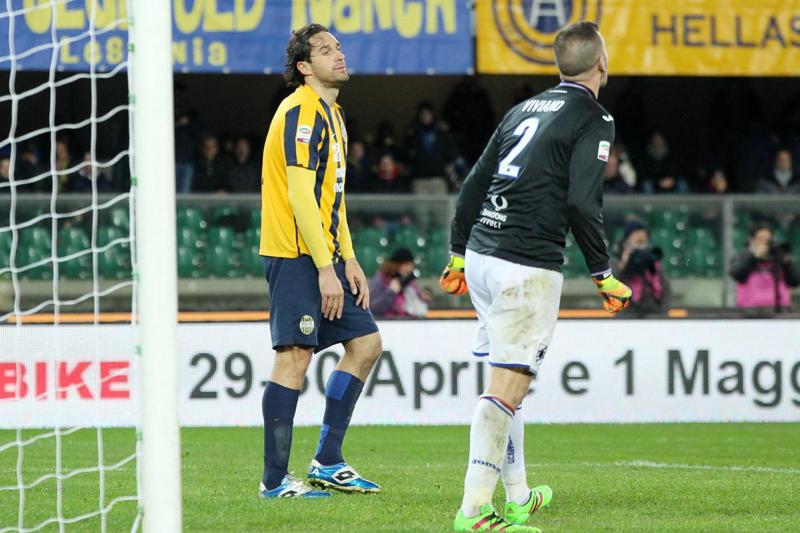 Cassano show: la Sampdoria vola e il Verona è quasi in serie B Cassano show: la Sampdoria vola e il Verona è quasi in serie B