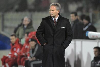 Milan, domenica d’inferno: 2-0 del Sassuolo e Mihajlovic espulso