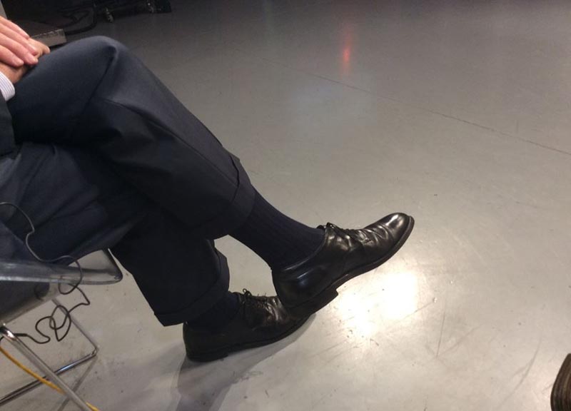 La scarpa fa il manager, ecco quella di Parisi. Guarda e di’ la tua