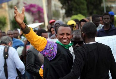 Migranti, grana hotspot per l’Italia: “Violati i diritti umani”