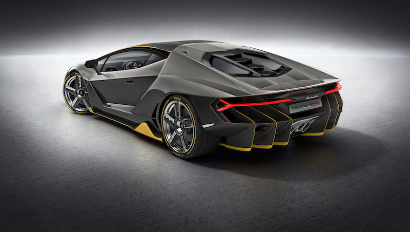 Lamborghini dal sogno alla realtà Lamborghini dal sogno alla realtà