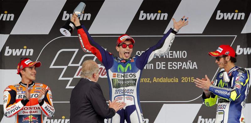 MotoGp, Jarvis (Yamaha): “Non cifre folli a Jorge Lorenzo”. E Rossi… MotoGp, Jarvis (Yamaha): “Non cifre folli a Jorge Lorenzo”. E Rossi…