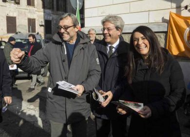 Raggi incontenibile, sganassoni ai dem. “Roberto Giachetti è il Pd di Mafia Capitale”