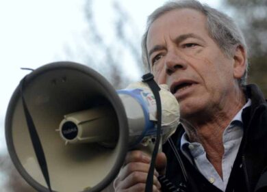 Quante balle da chi vuole cacciare i rom. Bertolaso: “Serve permesso della Regione”