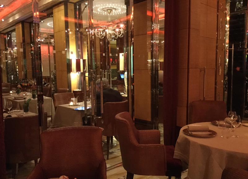 Chef, ambiente, vini: l’Acanto cala tre assi, ma c’è anche il quarto Chef, ambiente, vini: l’Acanto cala tre assi, ma c’è anche il quarto