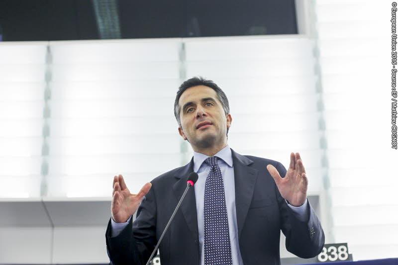 Porti, Salini ad Affari: “L’Italia potrebbe essere hub europeo del commercio marittimo” Porti, Salini ad Affari: “L’Italia potrebbe essere hub europeo del commercio marittimo”