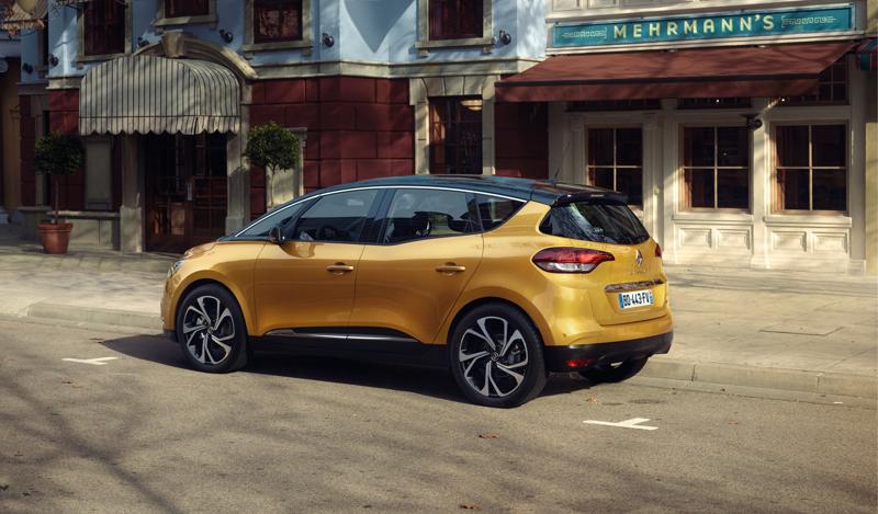 Renault con la nuova Scenic reinventa ilconcetto di monovolume Renault con la nuova Scenic reinventa ilconcetto di monovolume