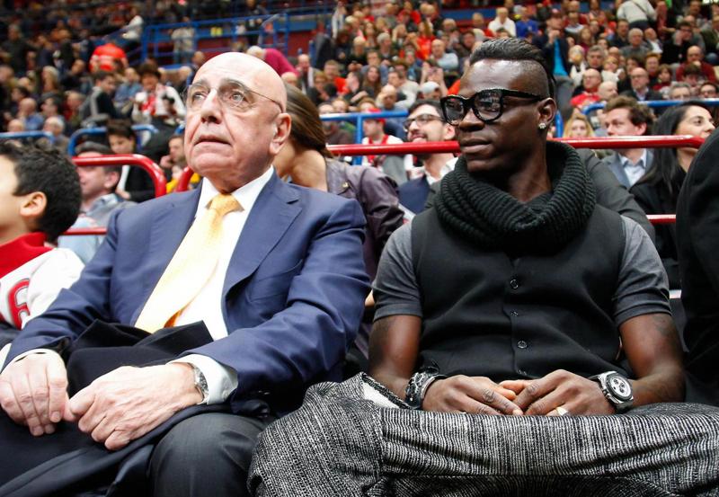 Milan, Galliani: “Balotelli? Non è un problema fisico, ma…” Milan, Galliani: “Balotelli? Non è un problema fisico, ma…”