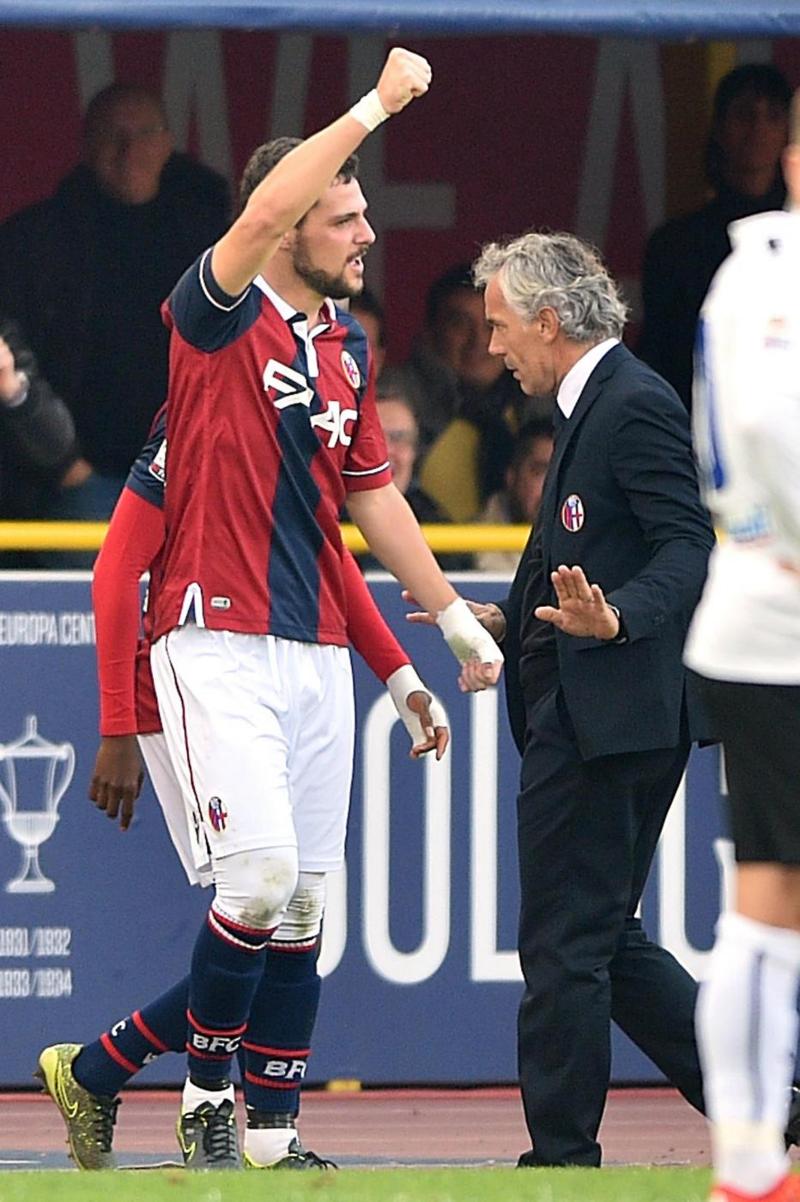 Bologna. tegola per Donadoni: frattura al dito piede, Destro out Bologna. tegola per Donadoni: frattura al dito piede, Destro out