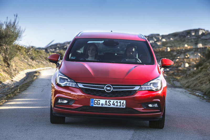 Nuova Astra Sports Tourer: fatta come si deve
