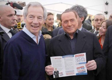 Meloni “mamma-sindaco”, assist di Berlusconi “Roma è un lavoro terribile”