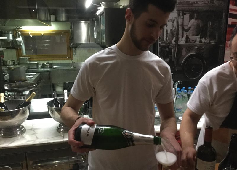 Mangiar bene viaggiando: i dieci anni di “Fuori Casello” Mangiar bene viaggiando: i dieci anni di “Fuori Casello”