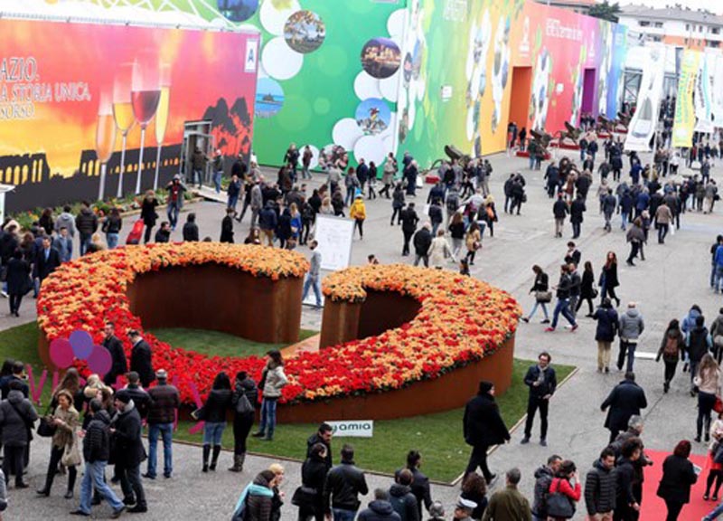 Vinitaly numero 50: per festeggiarlo Mattarella e Renzi Vinitaly numero 50: per festeggiarlo Mattarella e Renzi