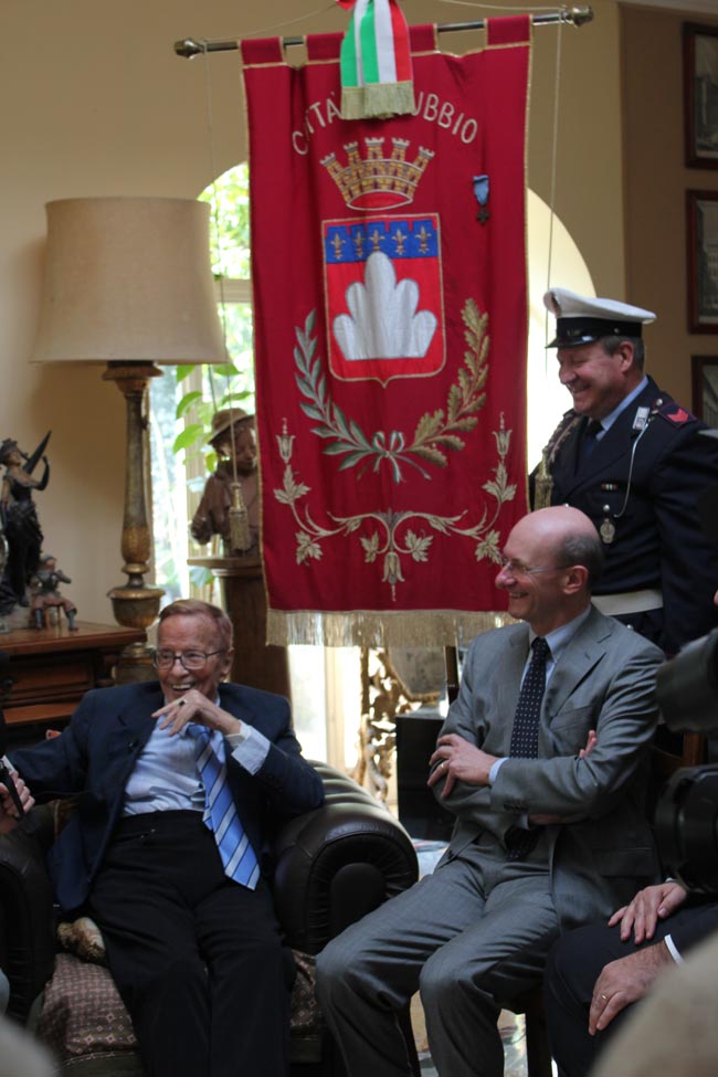 Franco Zeffirelli: “Italia midollo del mondo. Renzi? Meglio non parlare” Franco Zeffirelli: “Italia midollo del mondo. Renzi? Meglio non parlare”