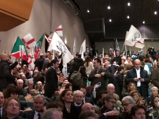 Comunali 2016, Parisi riempie il Dal Verme Comunali 2016, Parisi riempie il Dal Verme