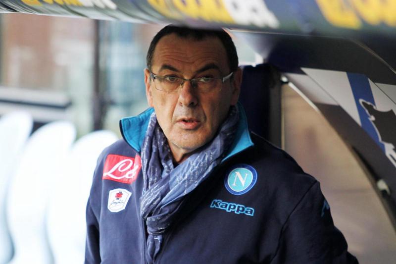 Napoli, Sarri fa polemica: “Ci hanno messo a giocare in orari scomodi” Napoli, Sarri fa polemica: “Ci hanno messo a giocare in orari scomodi”
