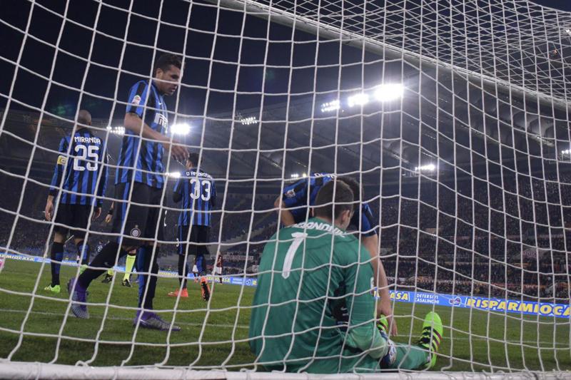 Perisic e Nainggolan: Roma-Inter 1-1. Mancini: “Credo nella Champions” Perisic e Nainggolan: Roma-Inter 1-1. Mancini: “Credo nella Champions”