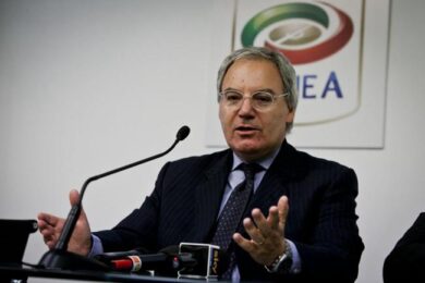 Beretta (Lega Calcio) schiaffo a Conte: “Milan-Juve non si sposta”