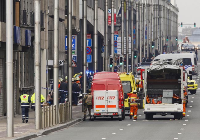 Bruxelles, la metropolitana paralizzata dopo l’attentato Bruxelles, la metropolitana paralizzata dopo l’attentato