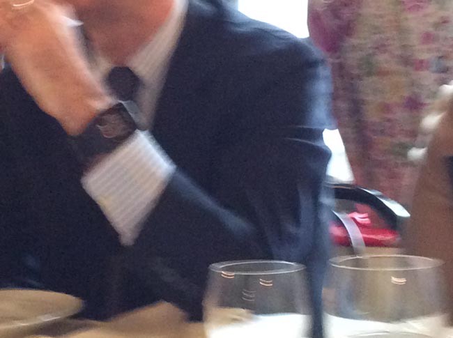 Parisi è un uomo di polso? Guarda le foto e di’ la tua