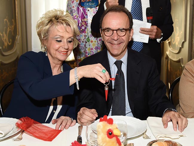 Amici della Lirica, da Parisi a Forattini ecco chi c’era (e chi no) Amici della Lirica, da Parisi a Forattini ecco chi c’era (e chi no)