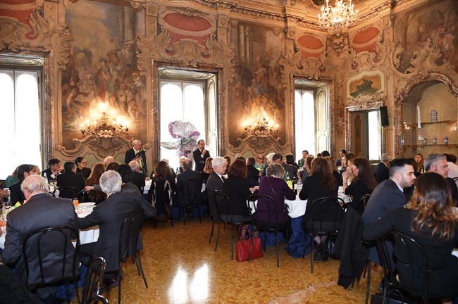 Amici della Lirica, da Parisi a Forattini ecco chi c’era (e chi no) Amici della Lirica, da Parisi a Forattini ecco chi c’era (e chi no)