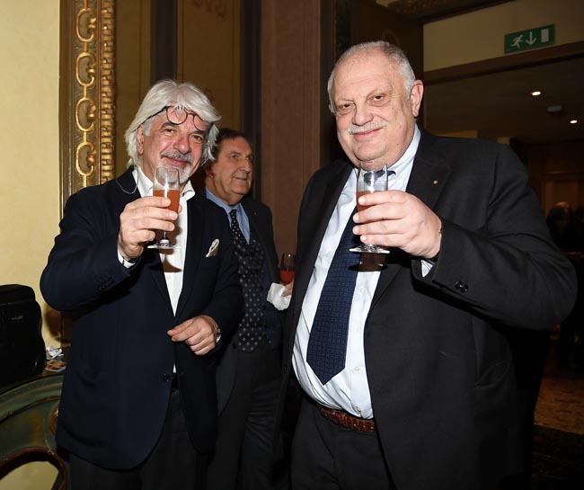 Amici della Lirica, da Parisi a Forattini ecco chi c’era (e chi no) Amici della Lirica, da Parisi a Forattini ecco chi c’era (e chi no)