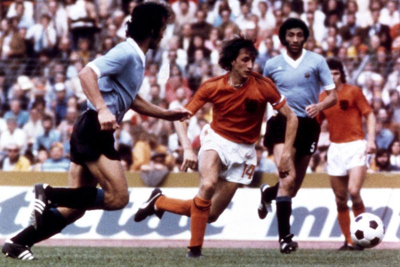 Johan Cruyff è morto: addio al Papero d’Oro del Barça