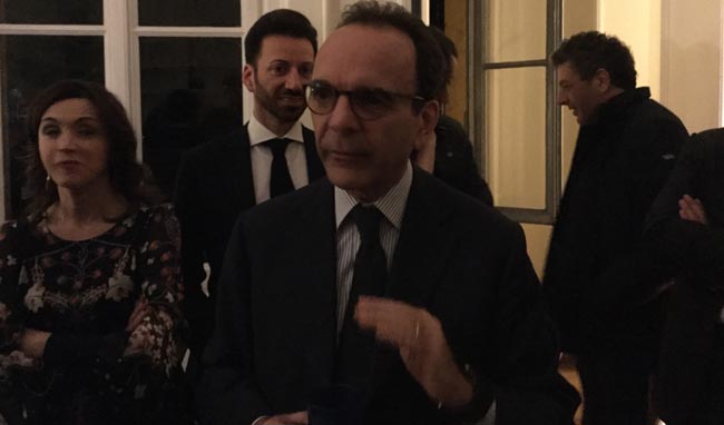 Parisi: “Le Pen? Sono distante. I residenti non paghino Area C” Parisi: “Le Pen? Sono distante. I residenti non paghino Area C”