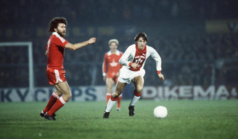 Cruyff, Federcalcio Olanda: “Devastati ed eternamente grati” Cruyff, Federcalcio Olanda: “Devastati ed eternamente grati”