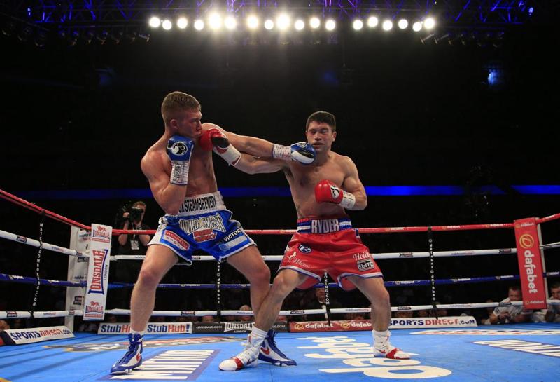 Boxe dramma, il pugile britannico Nick Blackwel è in coma farmacologico Boxe dramma, il pugile britannico Nick Blackwel è in coma farmacologico