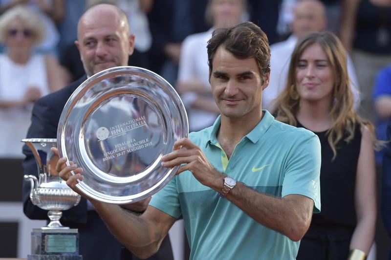 Federer prenota Roma. Internazionali, la lista dei campioni Federer prenota Roma. Internazionali, la lista dei campioni