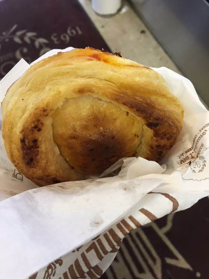 Dal pasticciotto all’Anfiteatro romano: reportage di Fiorello a Lecce Dal pasticciotto all’Anfiteatro romano: reportage di Fiorello a Lecce