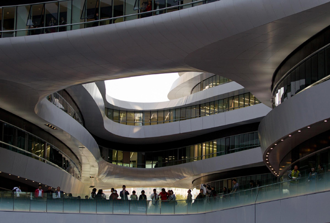 “Zaha Hadid? Addio alle archistar. Così cambia l’architettura”. FOTO “Zaha Hadid? Addio alle archistar. Così cambia l’architettura”. FOTO