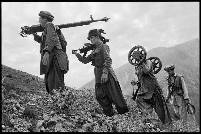 Steve McCurry, maestro della fotografia contemporanea, in mostra a Venaria Steve McCurry, maestro della fotografia contemporanea, in mostra a Venaria