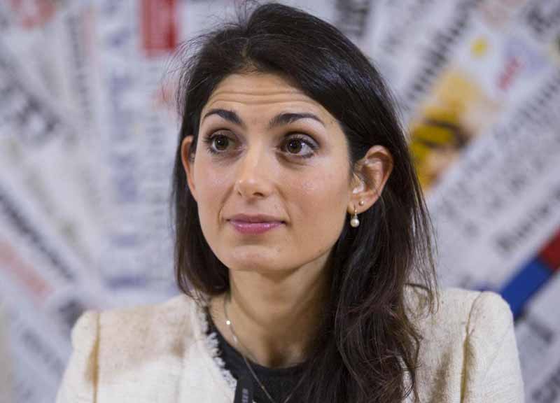 Acea, la Raggi M5S insiste: “Se vinciamo cambio manager” Acea, la Raggi M5S insiste: “Se vinciamo cambio manager”