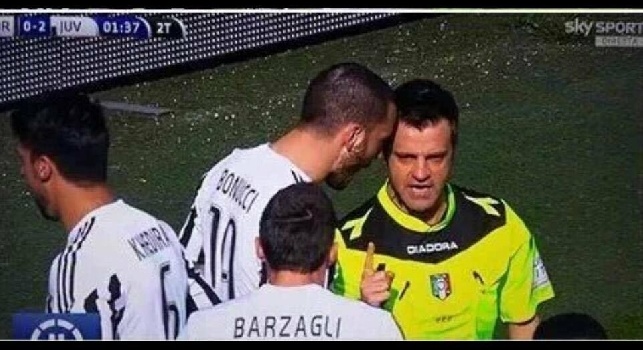 Rizzoli scagiona Bonucci: “Non mi ha dato nessuna testata” Rizzoli scagiona Bonucci: “Non mi ha dato nessuna testata”