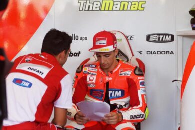 Iannone, doppia sanzione dopo l’incidente nel Gp d’Argentina