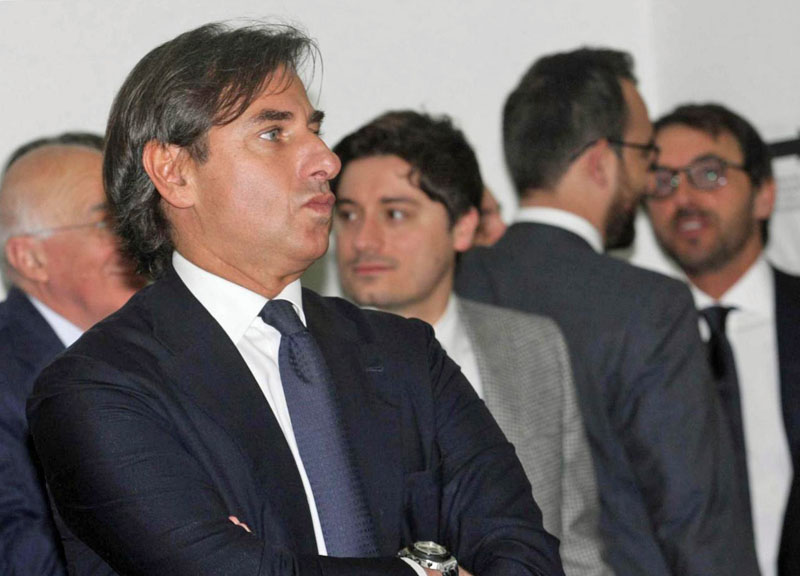 Bari Calcio, un magnate malese in trattativa con Paparesta Bari Calcio, un magnate malese in trattativa con Paparesta