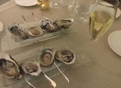 “A casa lontano da casa” nella nuova Lounge Area “Ottagono” ed Oyster Bar