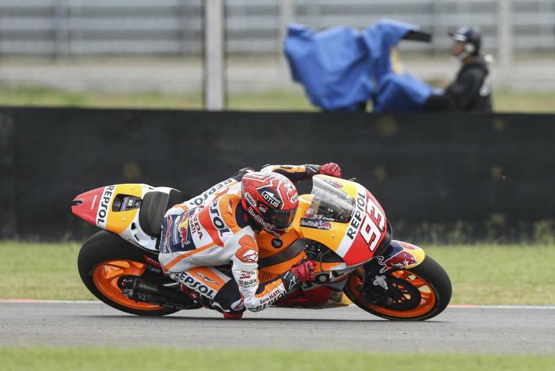 MotoGp, Marquez re del Texas. Valentino Rossi ko. “Errore mio, ma le Michelin…” MotoGp, Marquez re del Texas. Valentino Rossi ko. “Errore mio, ma le Michelin…”