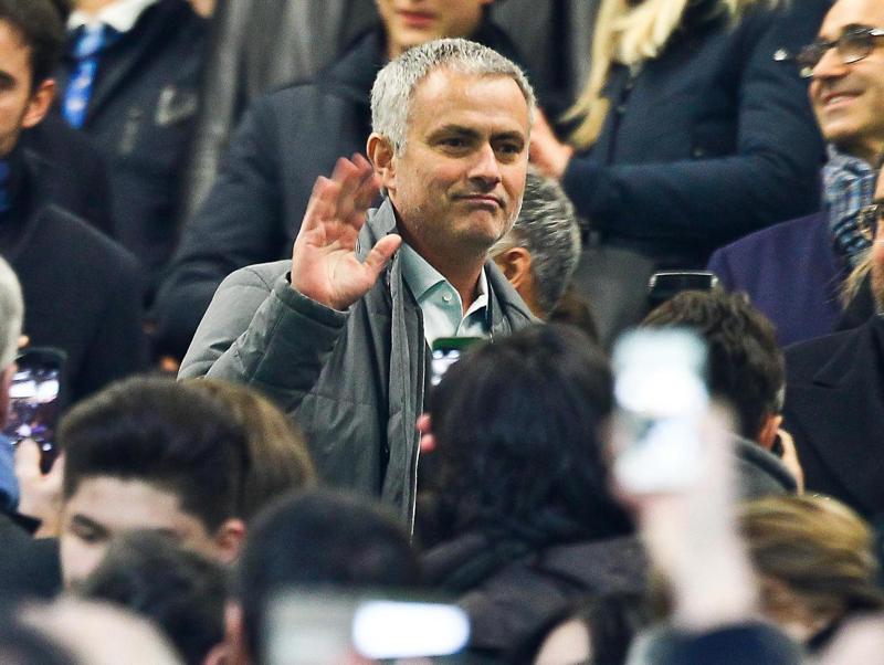 Mourinho: “Non ho firmato alcun contratto con il Manchester United”
